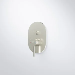 100_2103_3_BN_2406_pm1_q_web