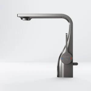 230_1000_2_BGM_2502_pm2_q_web